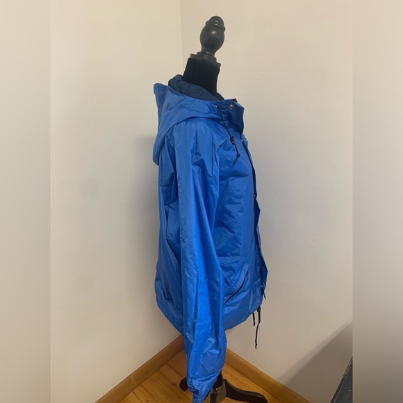 Campmor brand vintage Women's Hooded Jacket - Picture 5 of 15